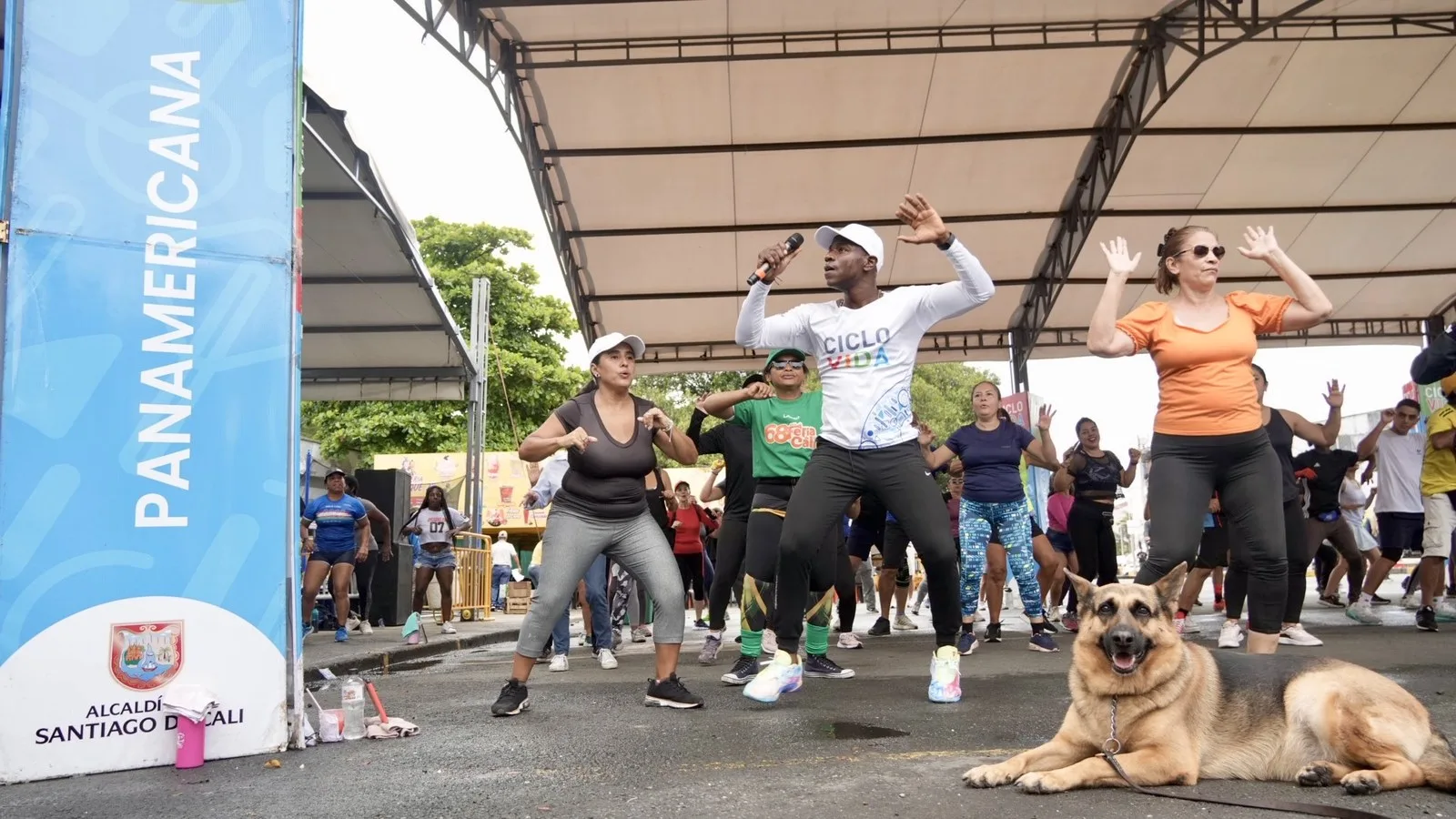 Clase de aerorrumba en el tramo de la Panamericana