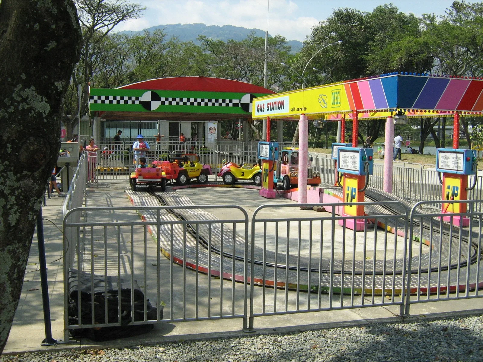 Pista de carritos infantiles en el Parque Norte