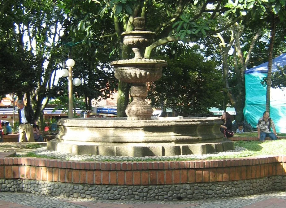 Fuente del parque principal de Sabaneta