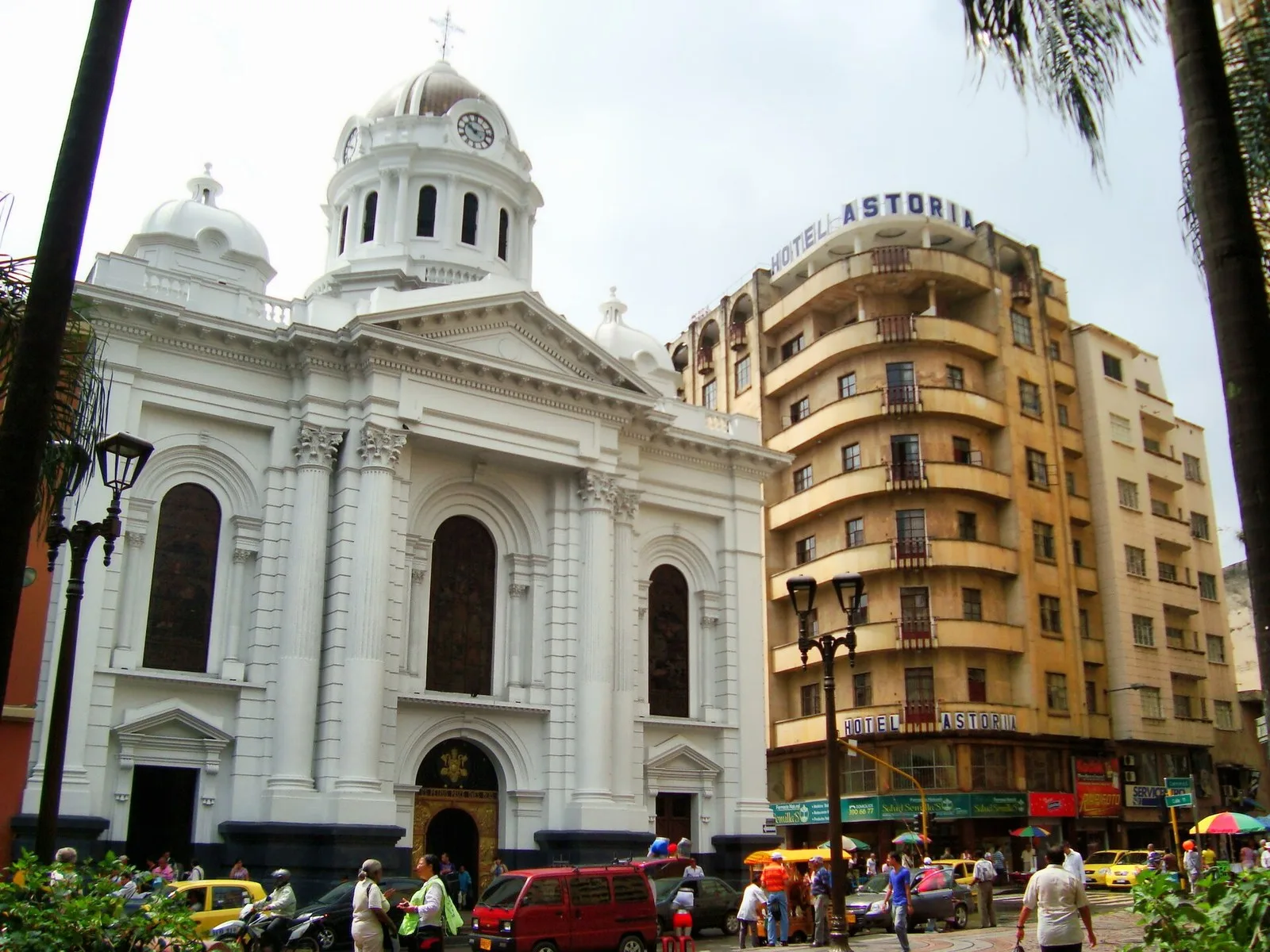 Fachada de la Catedral San Pedro en la Calle 11, antes del sismo de 2026